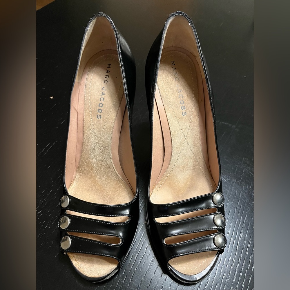 Marc Jacobs pumps. Great condition!